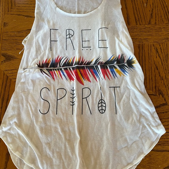 Tank Top Lot! - Picture 6 of 10